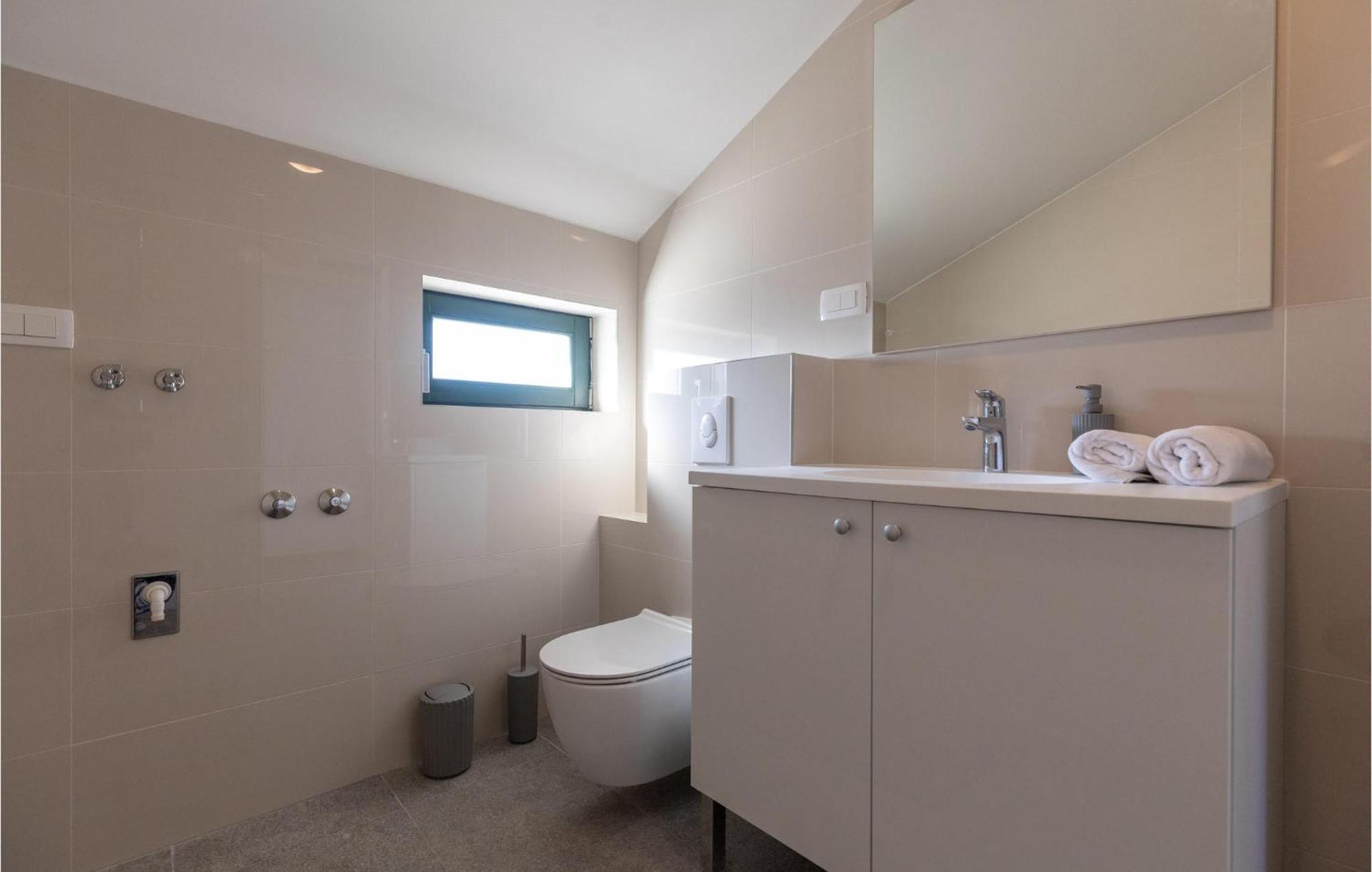 Lovely Home In Klek With House A Panoramic View Buitenkant foto